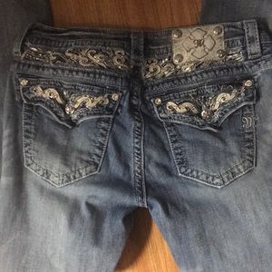 Miss me 31 Signature boot. Warn but good cond. 😊